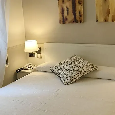 Hotel Rio Arga 2*