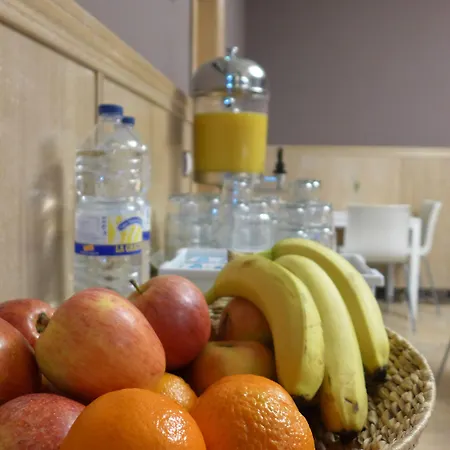 Отель Rio Arga Сарагоса