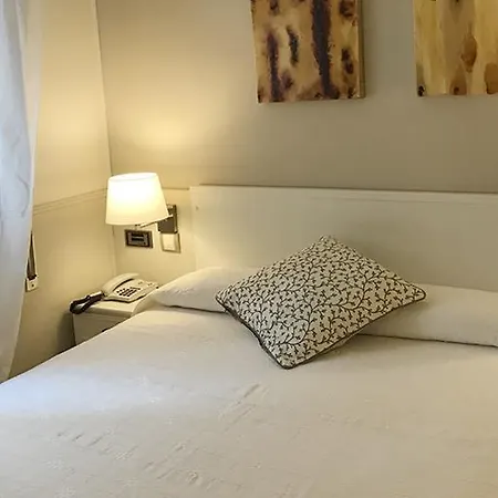 Hotel Rio Arga Saragossa