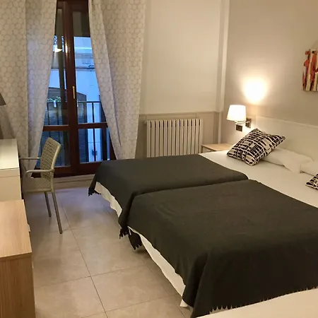 Hotel Rio Arga 2*